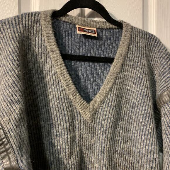 Vintage Samband of Iceland Women's Chunky V Neck Sweater Size L Wool Blue Gray - Picture 3 of 9